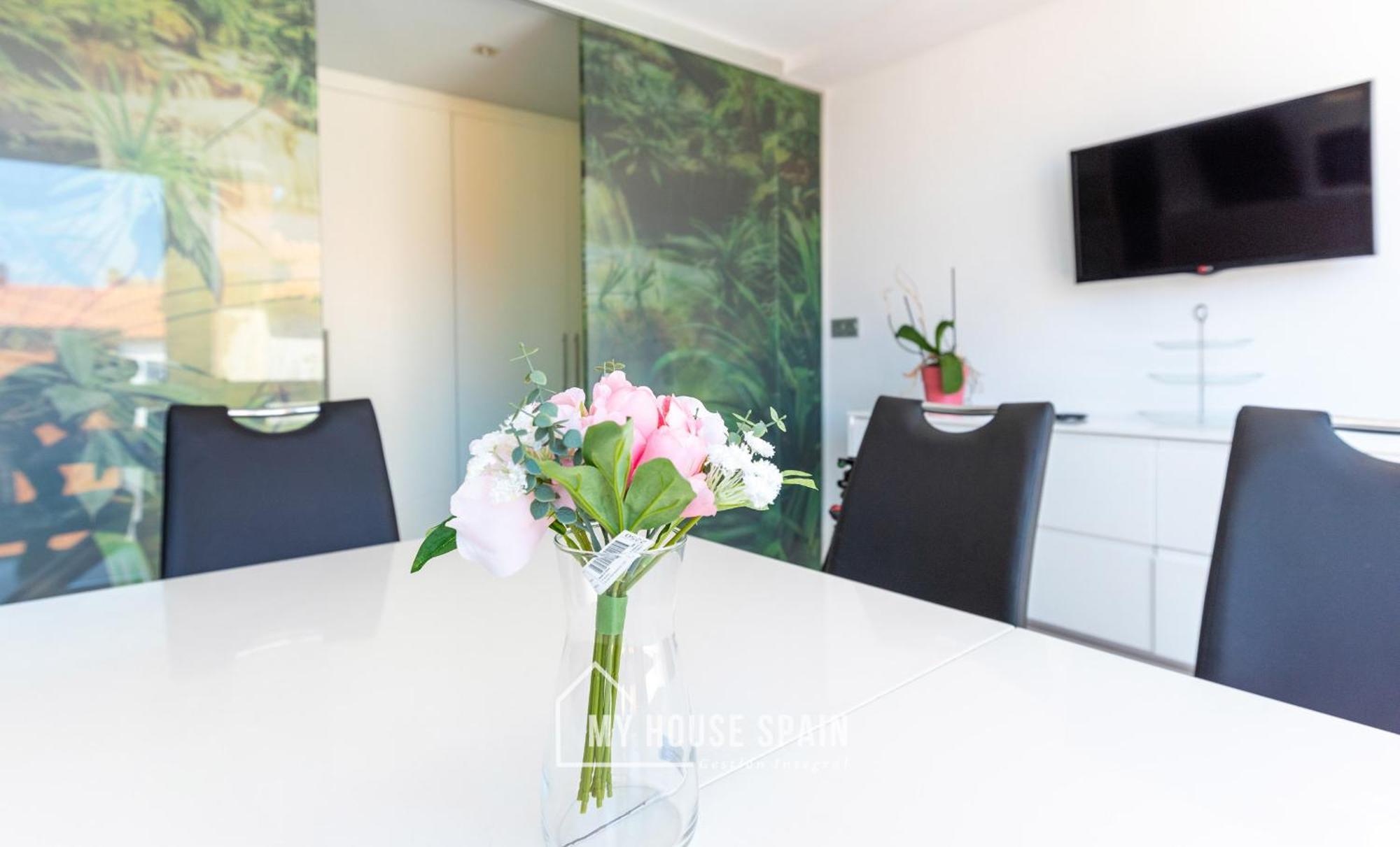 Myhousespain - Espacioso Piso Con Parking 기욘 외부 사진