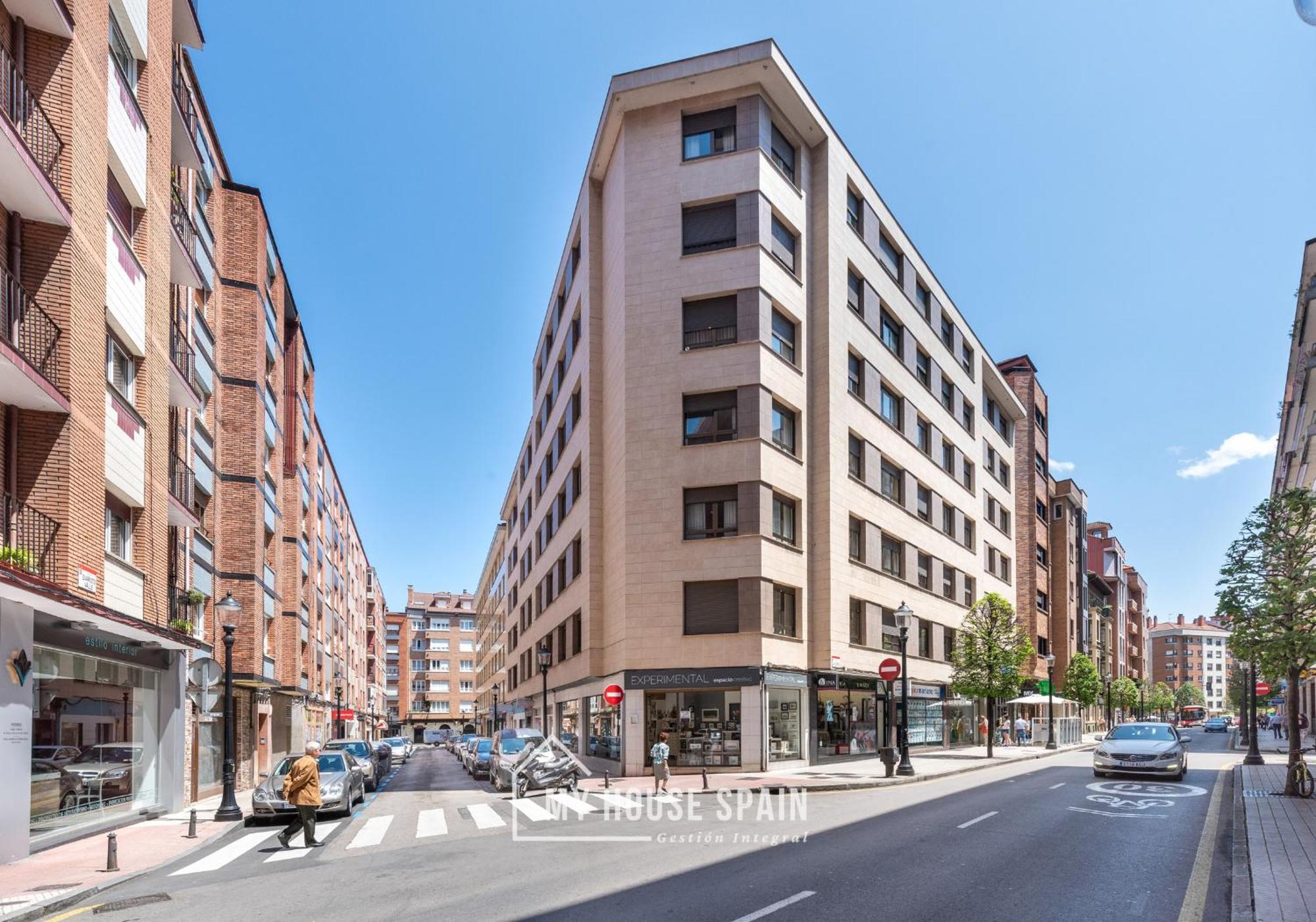 Myhousespain - Espacioso Piso Con Parking 기욘 외부 사진