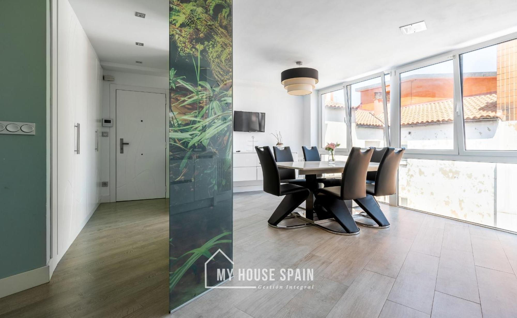 Myhousespain - Espacioso Piso Con Parking 기욘 외부 사진